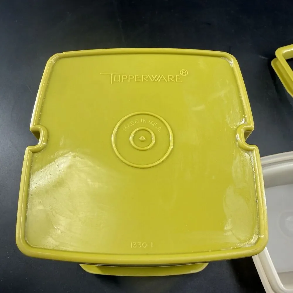 Vintage Tupperware Avocado Green Pickle Olive Pepper Keeper Holder 1330-5